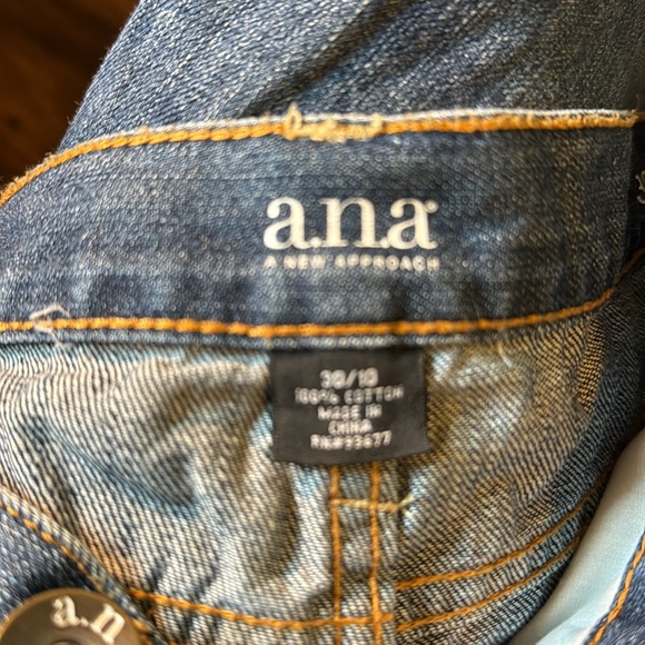 a.n.a Boyfriend Distressed Jeans - Picture 6 of 6